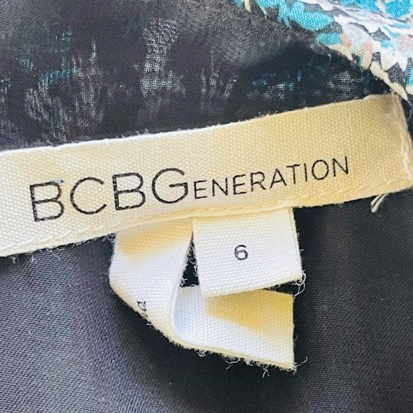 BCBGeneration Mr & Mrs Fox Blouson Waist Dress - Picture 10 of 11